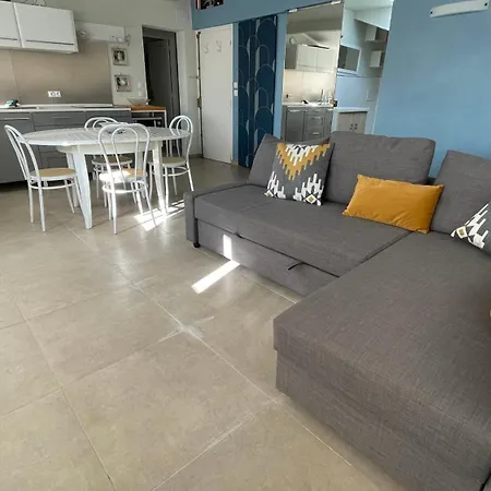 Apartment 2-bedroom Near Marche Forville, Quiet And Convenient 5 Minutes Walk From Palais